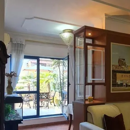 25 Retreat Mansion Tirana